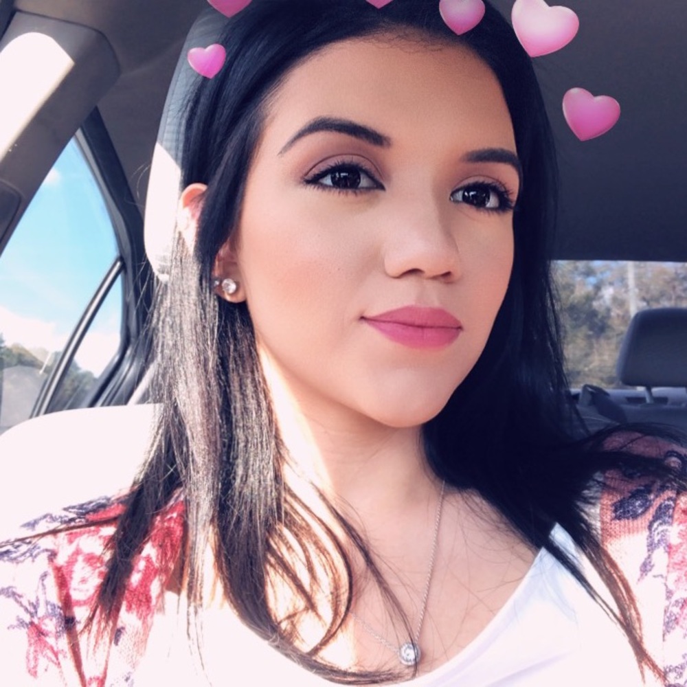 Meet your Posher, Samantha